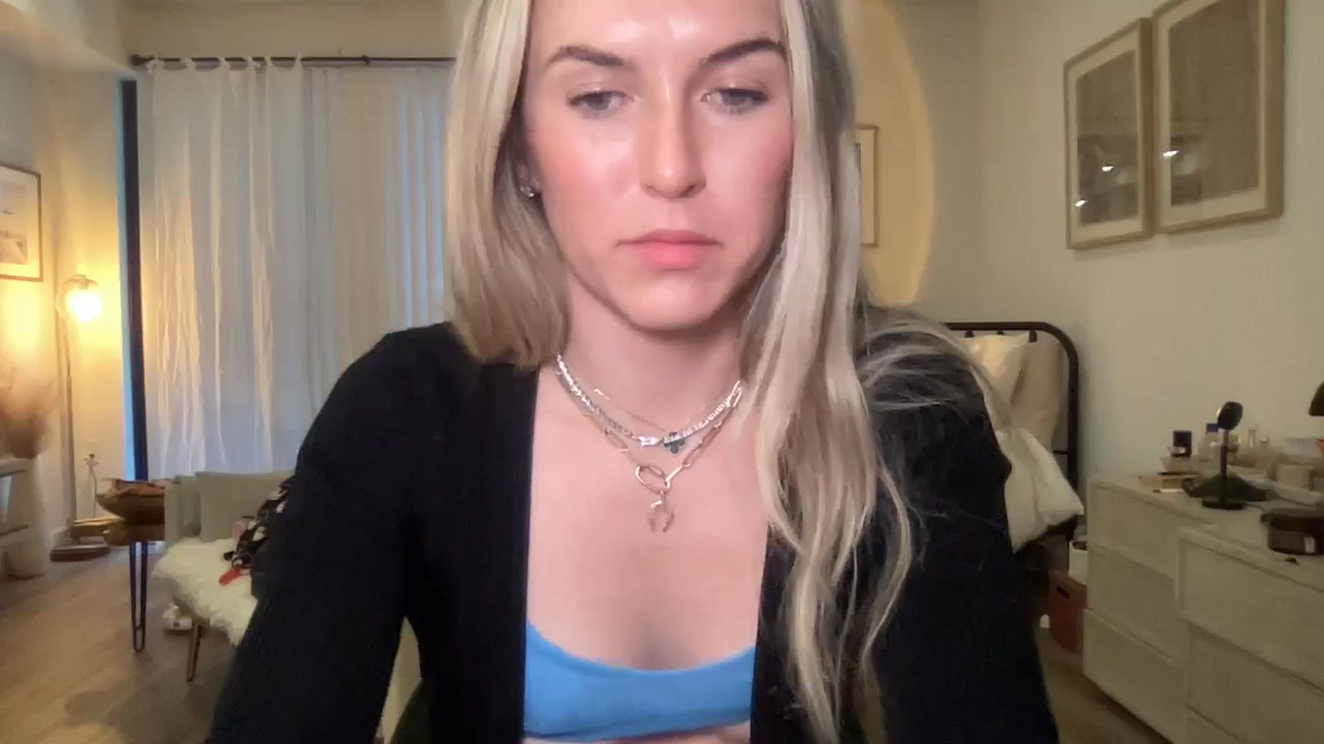 Gallery image thumbnail from cutiepiekayla's myfreecams stream on, 01/07/2024, 23:38 image 8 of 20