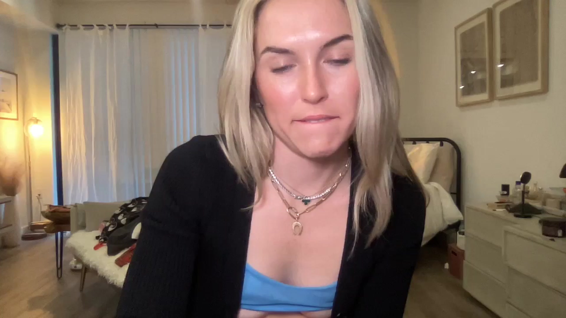 Gallery image thumbnail from cutiepiekayla's myfreecams stream on, 01/07/2024, 23:38 image 14 of 20
