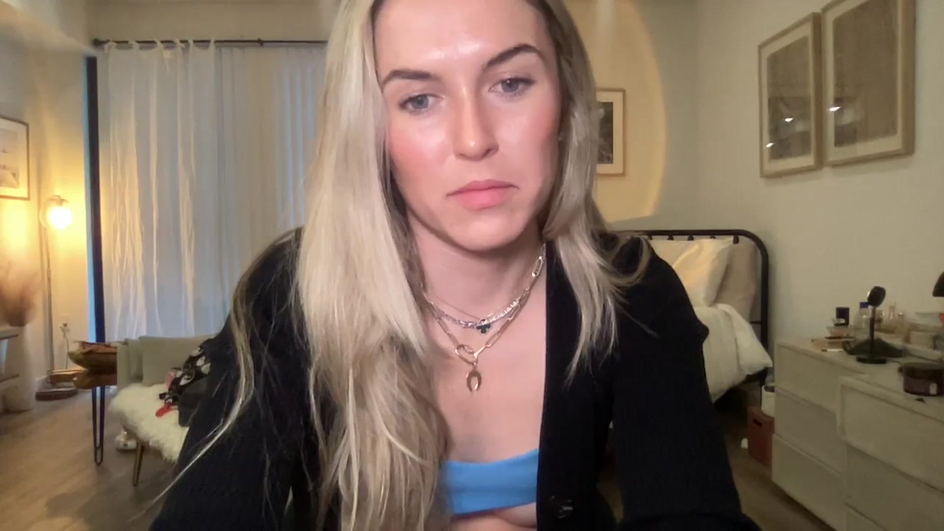 Gallery image thumbnail from cutiepiekayla's myfreecams stream on, 01/07/2024, 23:38 image 20 of 20