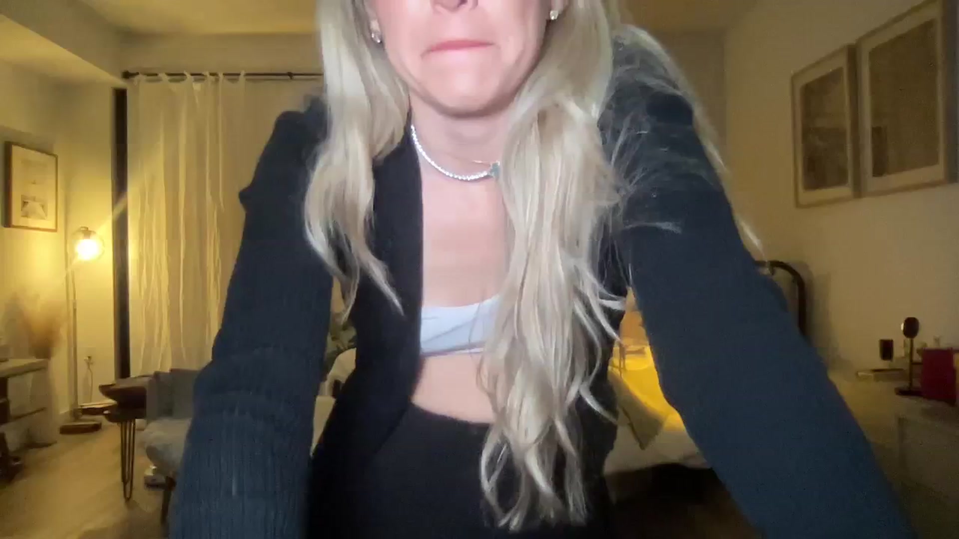 Gallery image thumbnail from cutiepiekayla's myfreecams stream on, 01/09/2024, 14:44 image 11 of 20