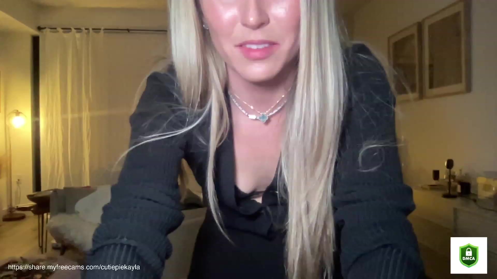 Gallery image thumbnail from cutiepiekayla's myfreecams stream on, 01/13/2024, 05:06 image 12 of 20