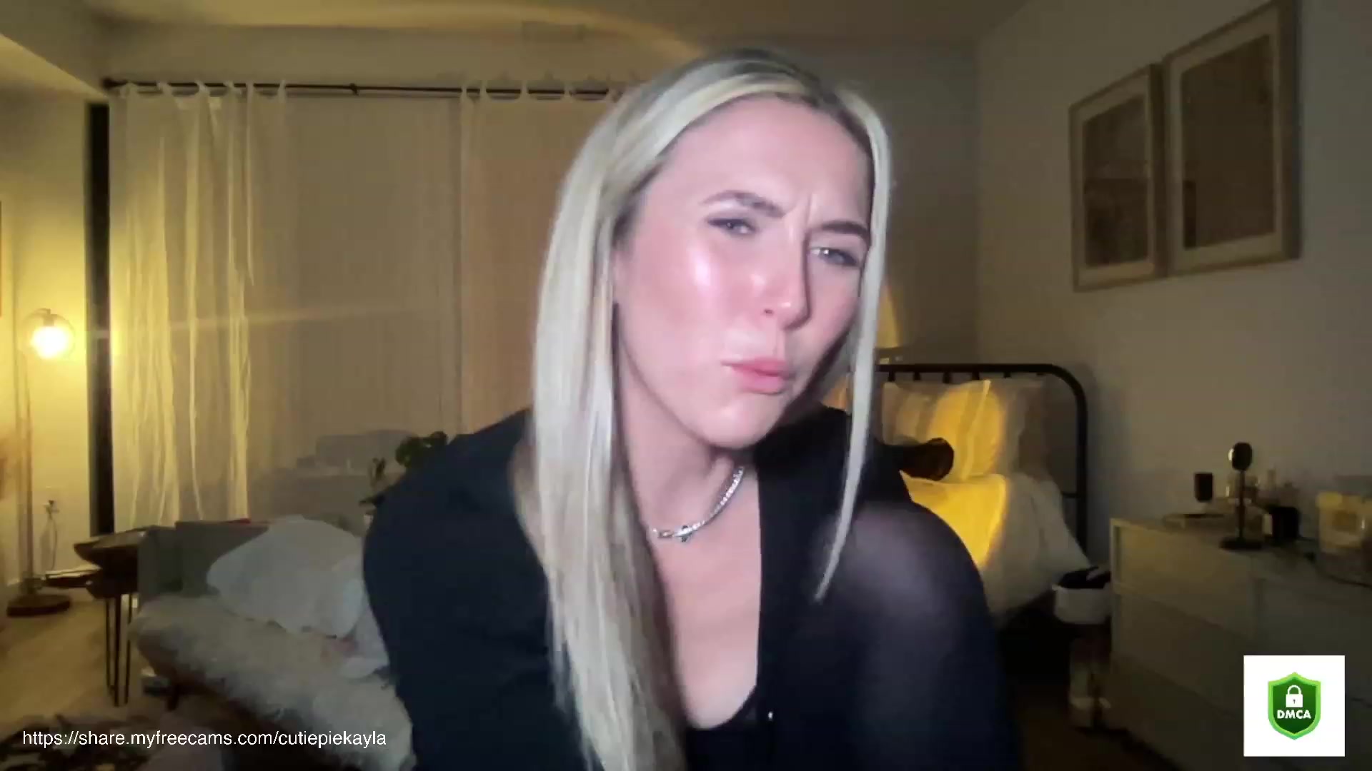 Gallery image thumbnail from cutiepiekayla's myfreecams stream on, 01/13/2024, 05:06 image 7 of 20