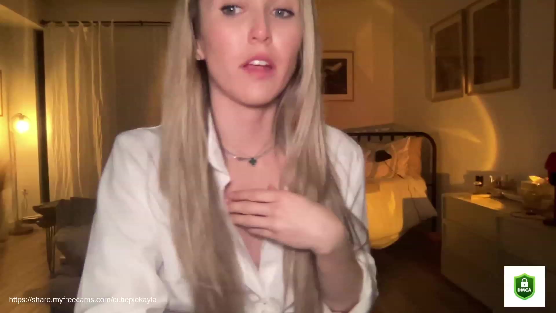 Gallery image thumbnail from cutiepiekayla's myfreecams stream on, 01/14/2024, 03:01 image 6 of 20