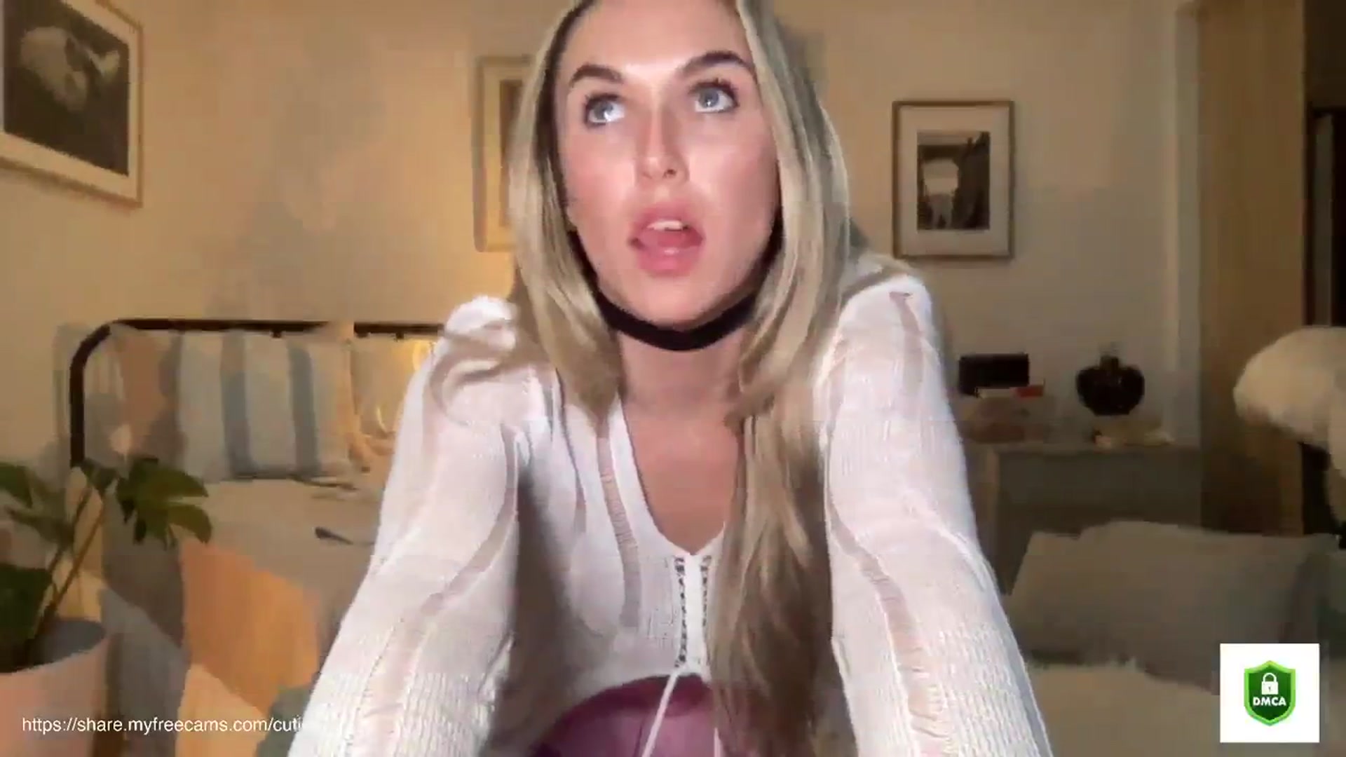 Gallery image thumbnail from cutiepiekayla's myfreecams stream on, 01/18/2024, 07:52 image 14 of 20