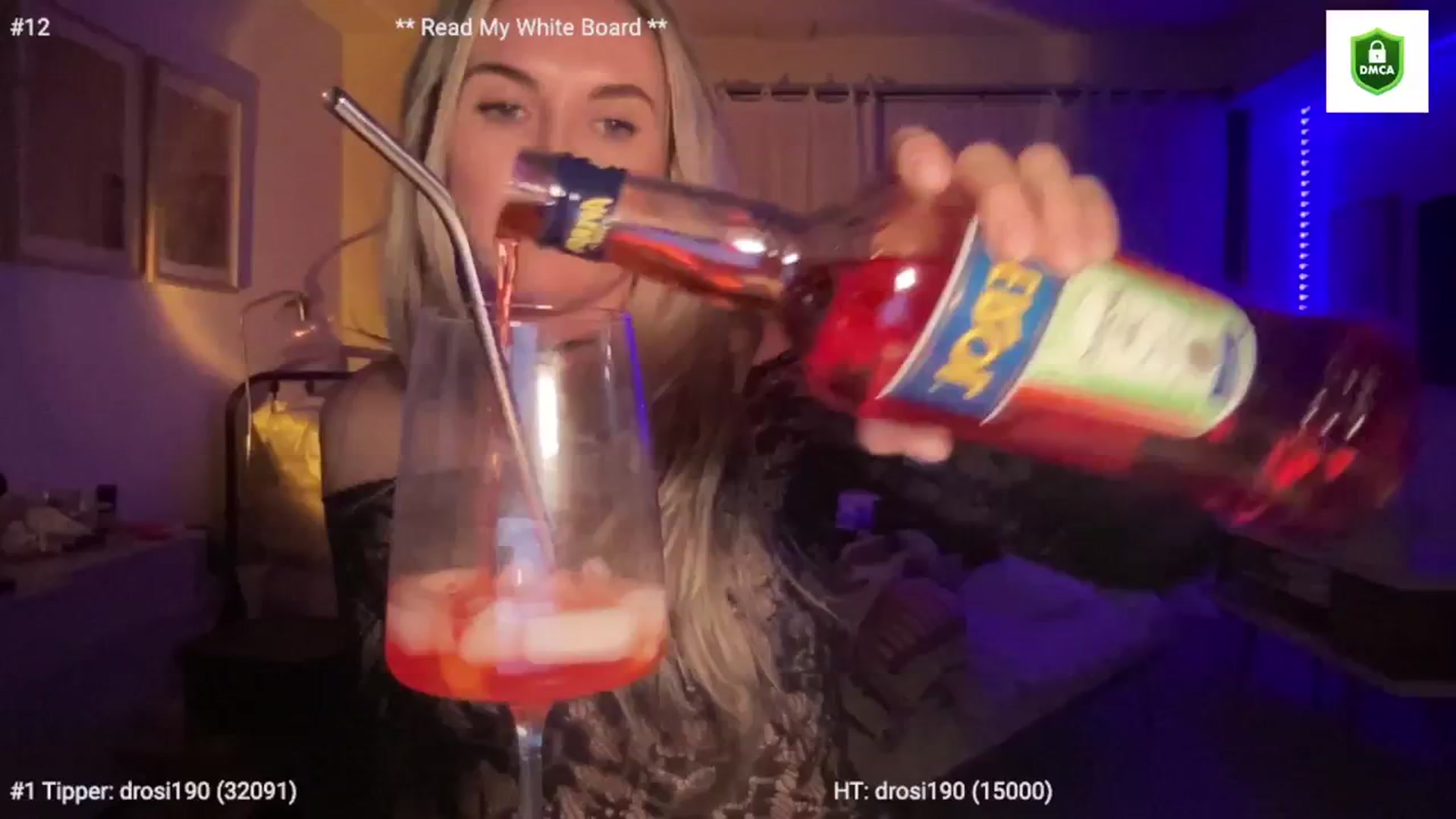Gallery image thumbnail from cutiepiekayla's myfreecams stream on, 01/20/2024, 08:04 image 10 of 20