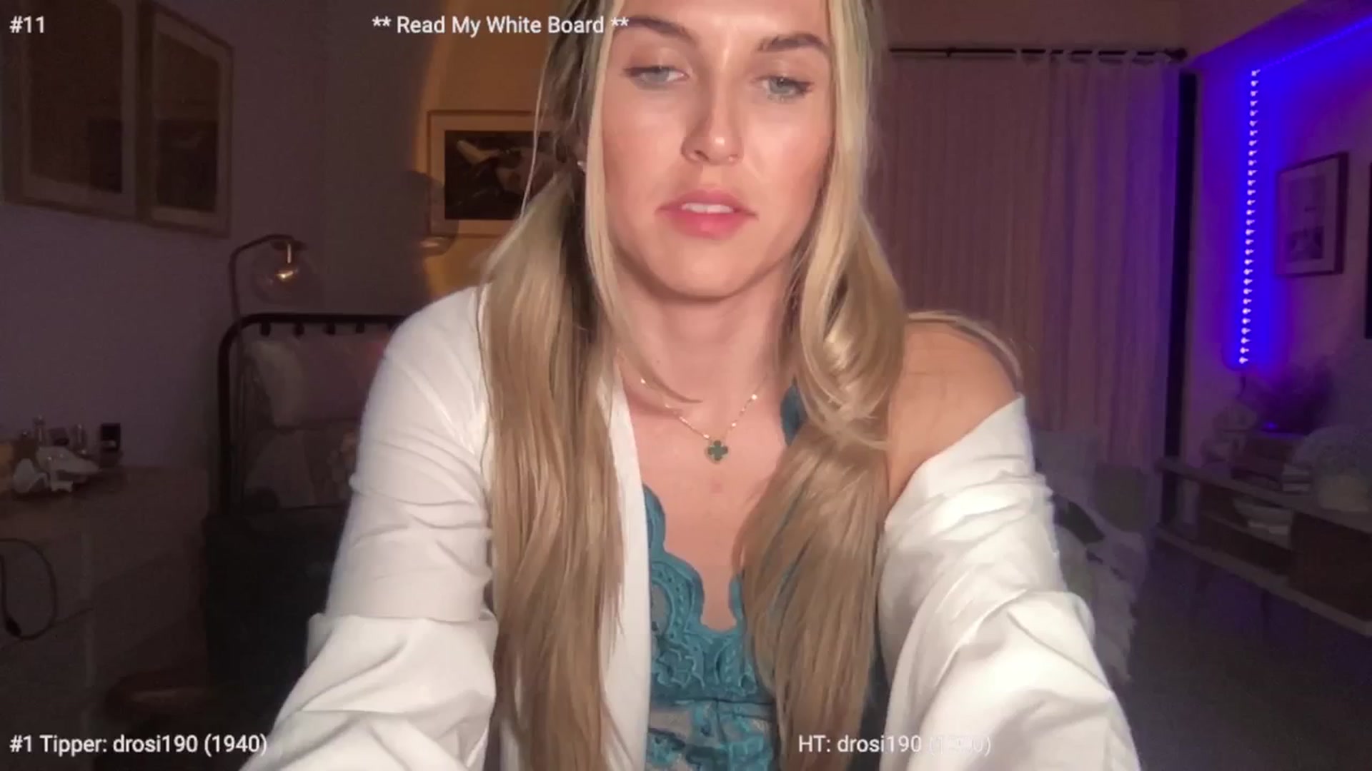 Gallery image thumbnail from cutiepiekayla's myfreecams stream on, 01/24/2024, 02:33 image 18 of 20