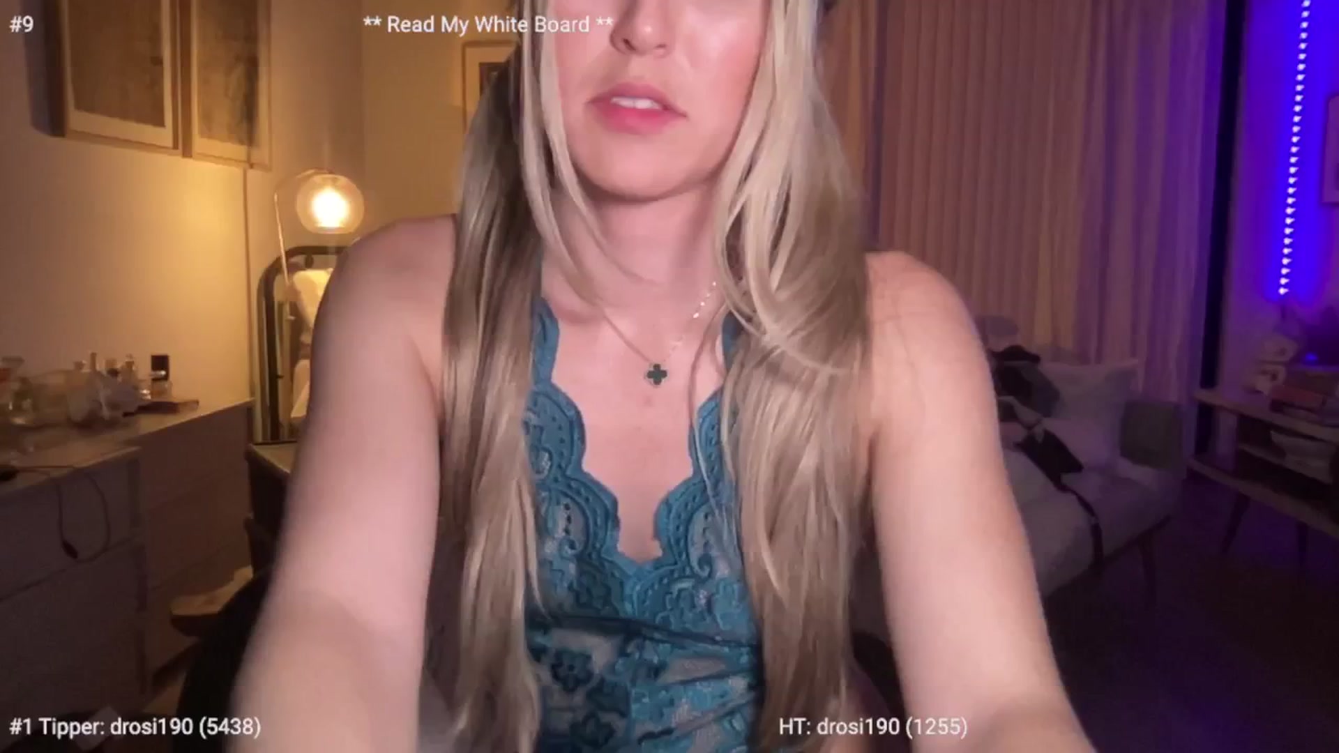 Gallery image thumbnail from cutiepiekayla's myfreecams stream on, 01/24/2024, 05:07 image 12 of 20