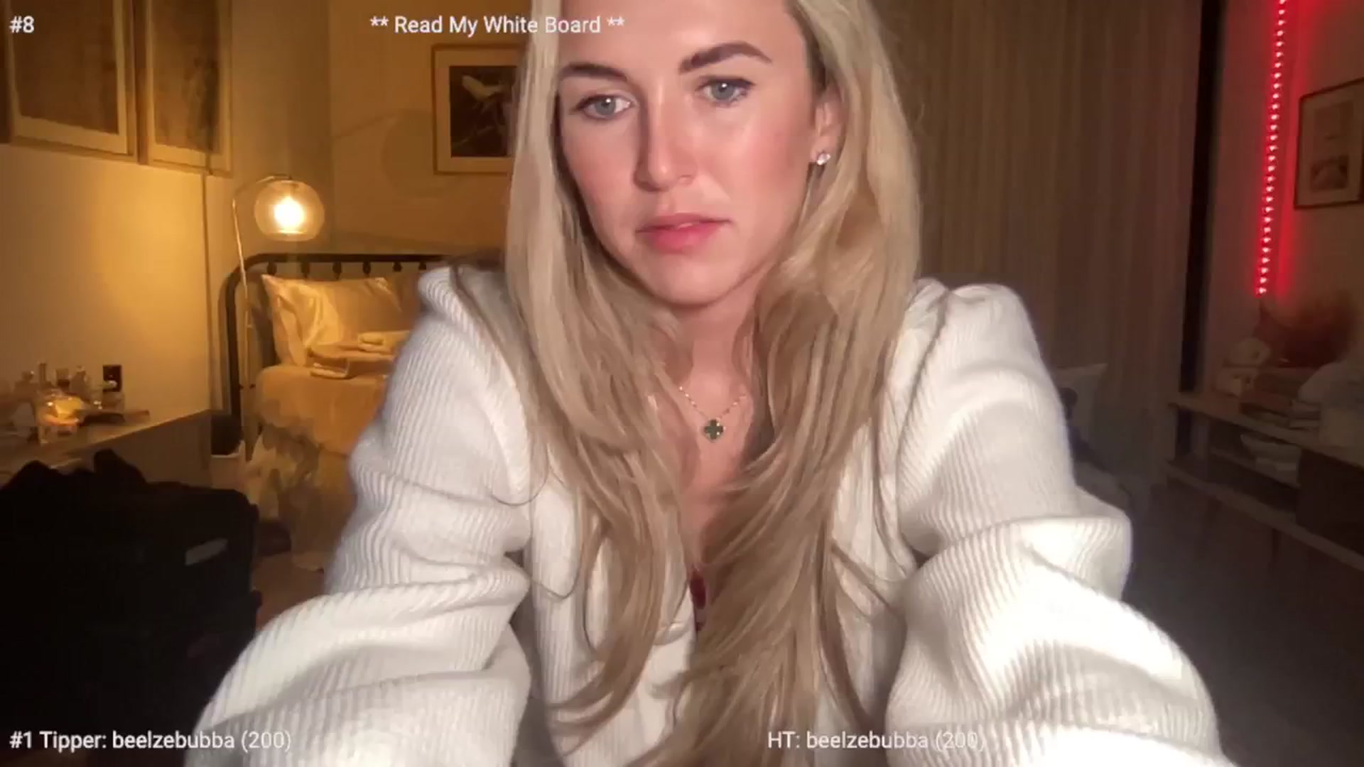 Gallery image thumbnail from cutiepiekayla's myfreecams stream on, 01/25/2024, 02:20 image 6 of 20
