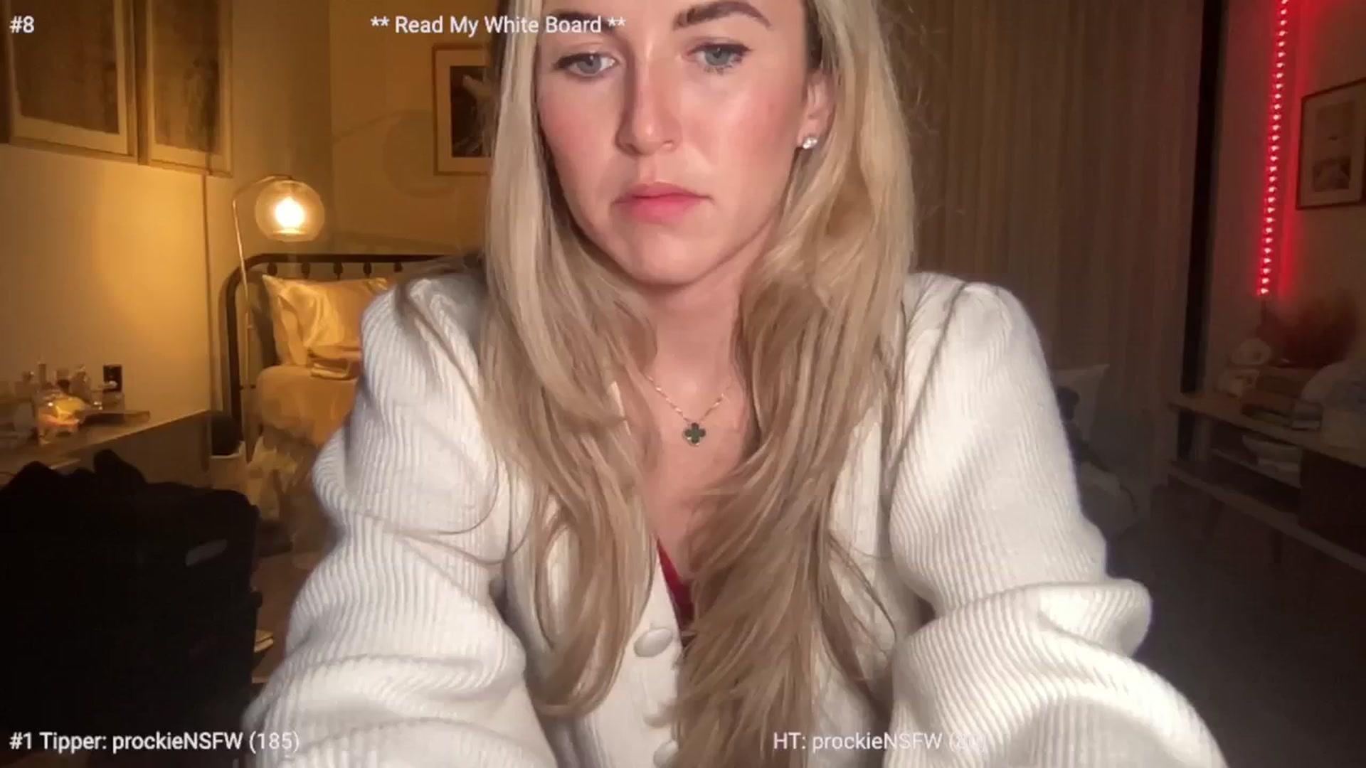 Gallery image thumbnail from cutiepiekayla's myfreecams stream on, 01/25/2024, 02:20 image 4 of 20