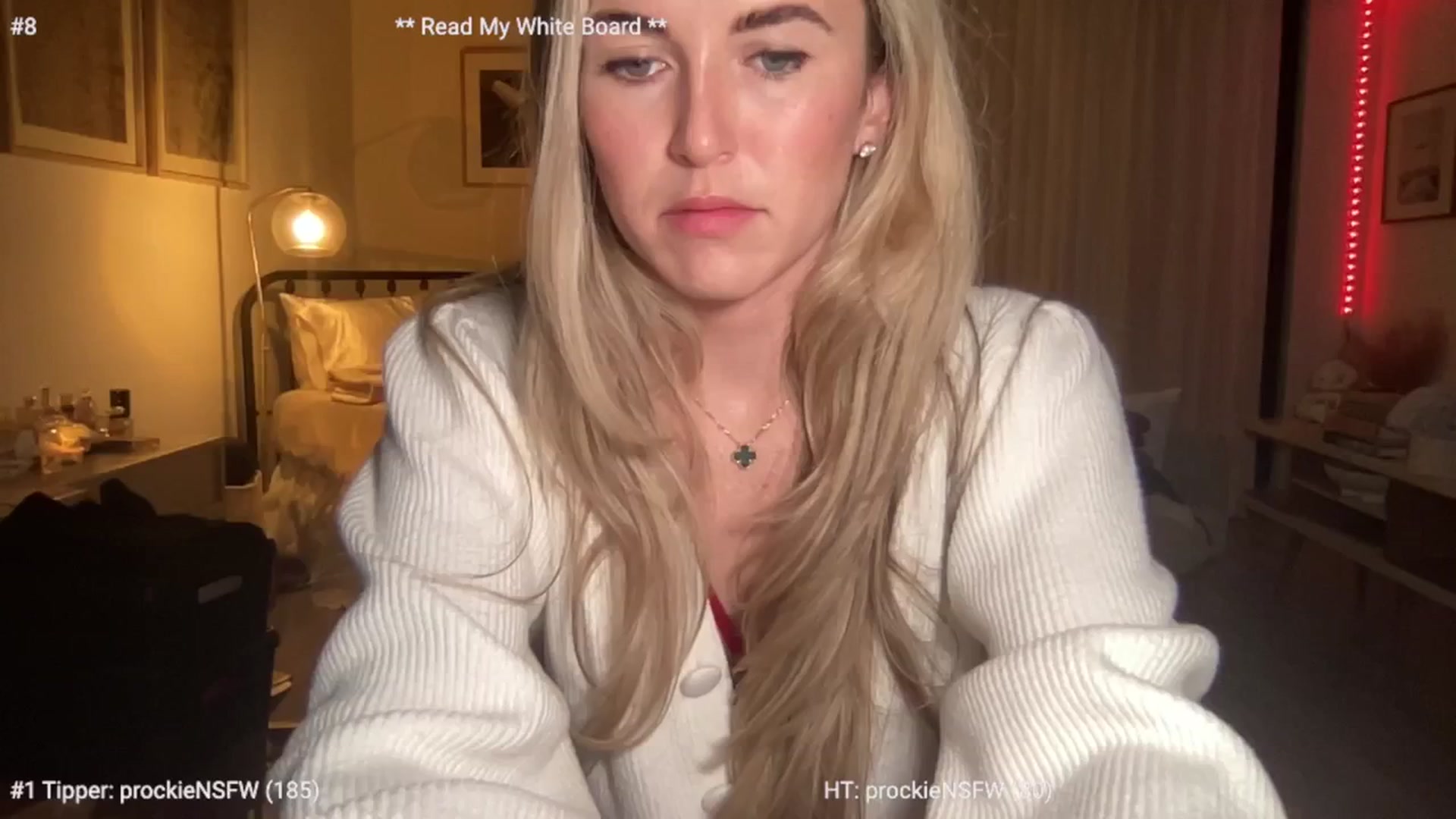 Gallery image thumbnail from cutiepiekayla's myfreecams stream on, 01/25/2024, 02:20 image 3 of 20