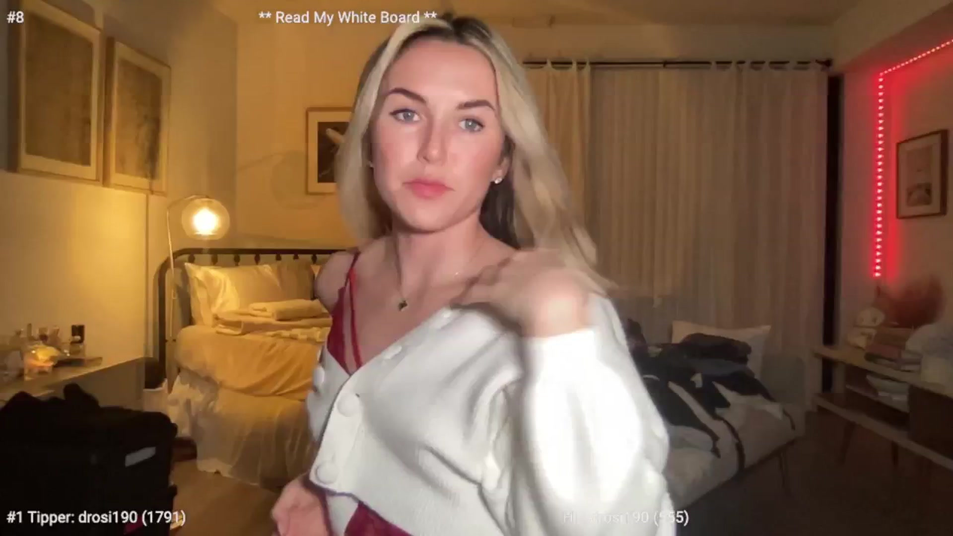 Gallery image thumbnail from cutiepiekayla's myfreecams stream on, 01/25/2024, 04:05 image 4 of 20