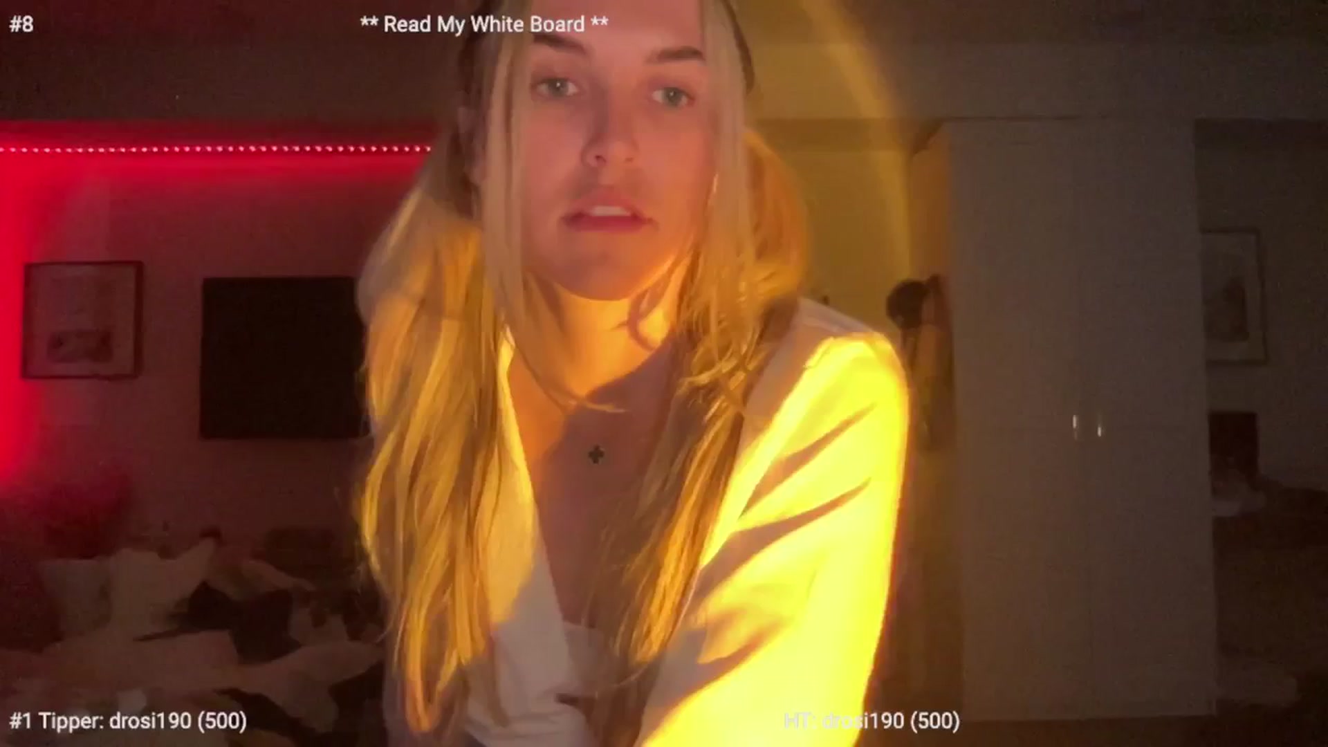 Gallery image thumbnail from cutiepiekayla's myfreecams stream on, 01/25/2024, 13:49 image 15 of 20