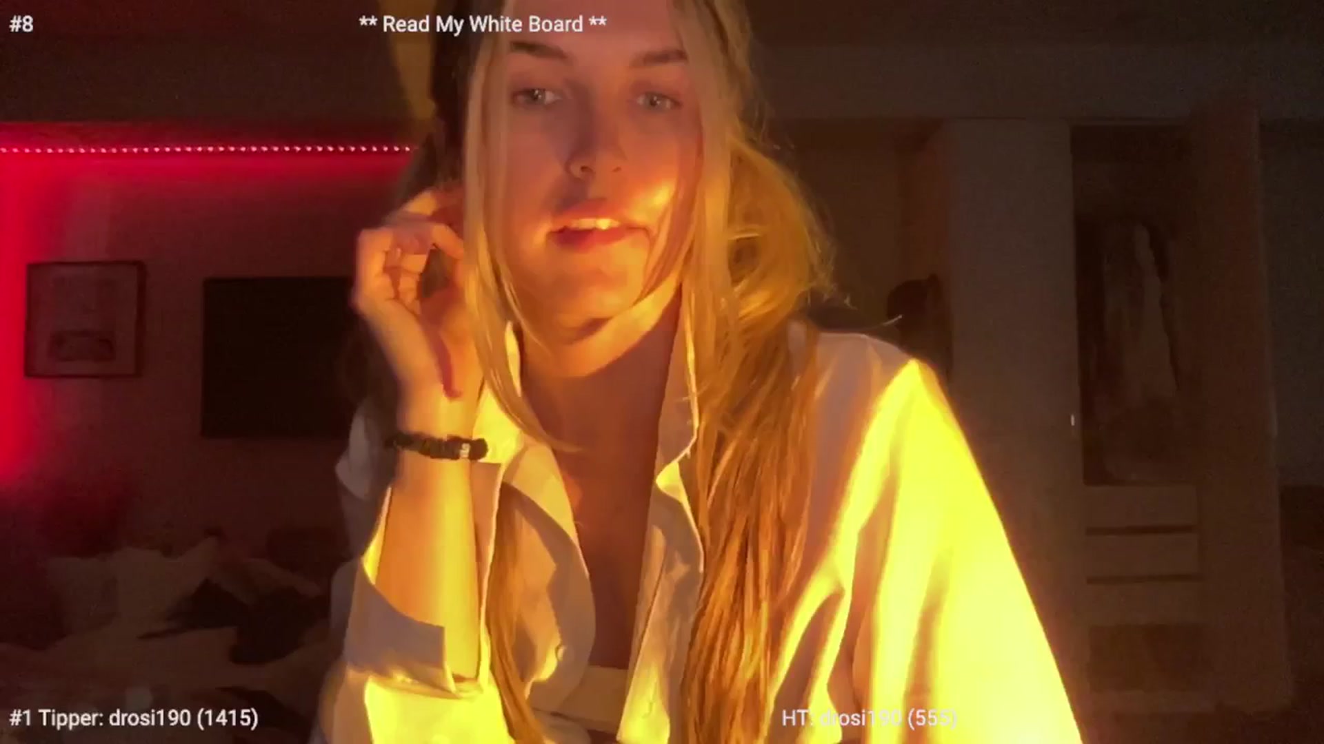 Gallery image thumbnail from cutiepiekayla's myfreecams stream on, 01/25/2024, 15:33 image 3 of 20