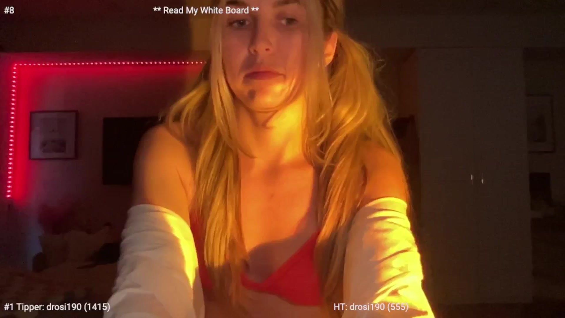 Gallery image thumbnail from cutiepiekayla's myfreecams stream on, 01/25/2024, 15:33 image 18 of 20