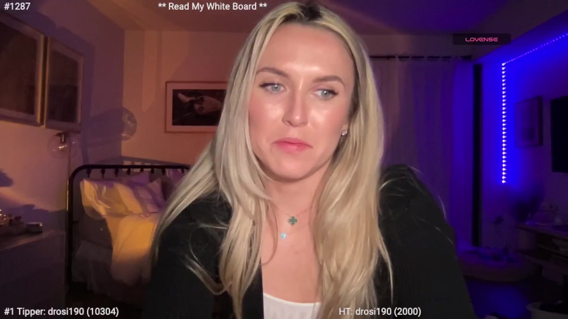 Gallery image thumbnail from cutiepiekayla's myfreecams stream on, 03/19/2024, 03:50 image 8 of 20