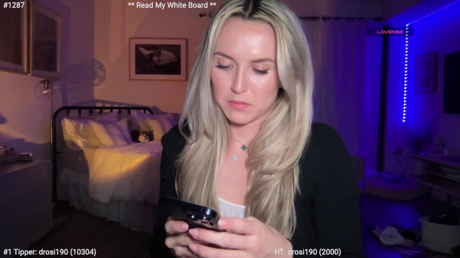 Gallery image thumbnail from cutiepiekayla's myfreecams stream on, 03/19/2024, 03:50 image 15 of 20
