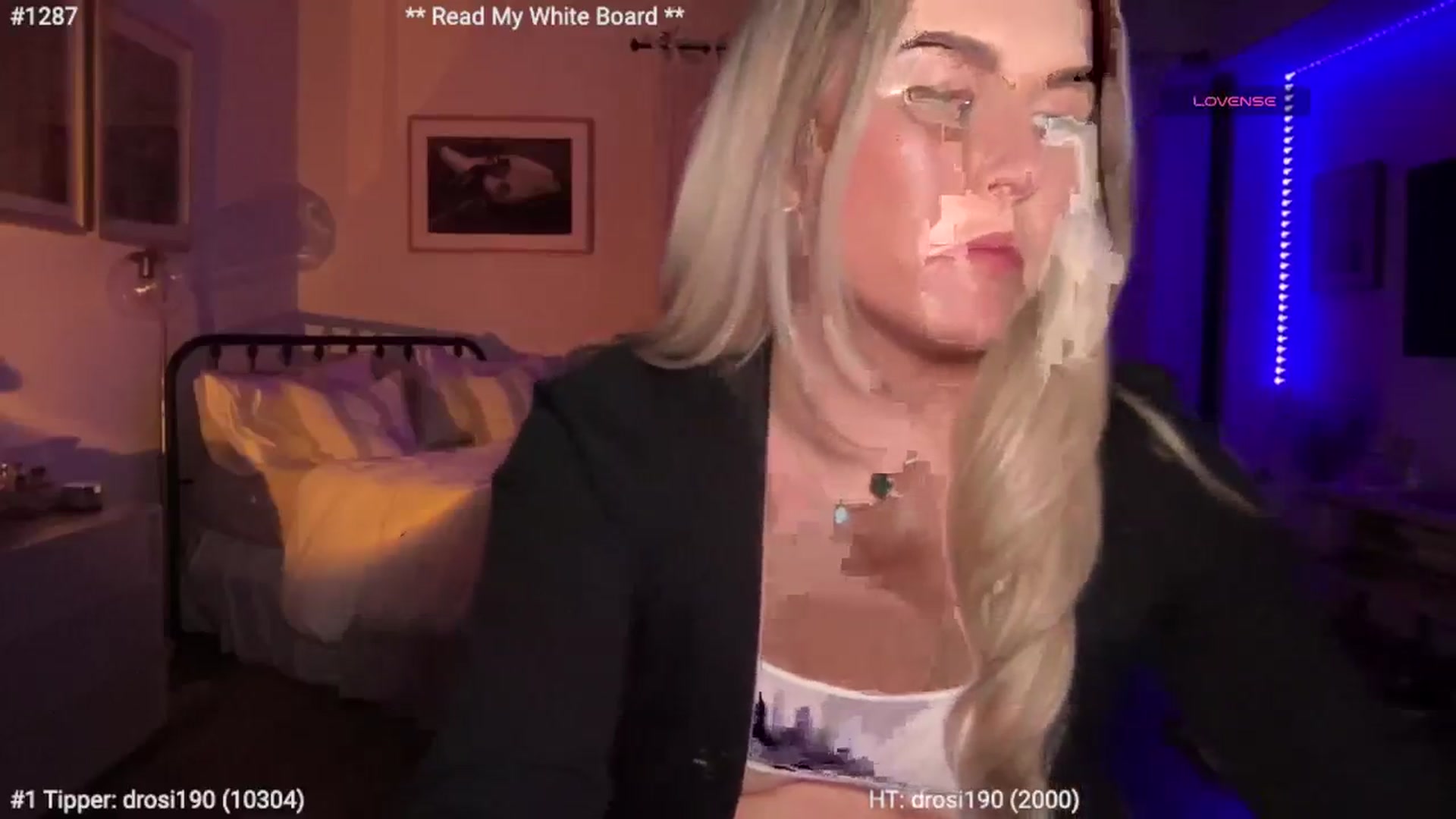 Gallery image thumbnail from cutiepiekayla's myfreecams stream on, 03/19/2024, 03:50 image 13 of 20