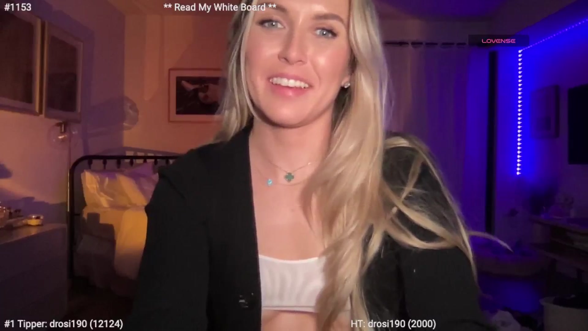 Gallery image thumbnail from cutiepiekayla's myfreecams stream on, 03/19/2024, 05:59 image 3 of 20