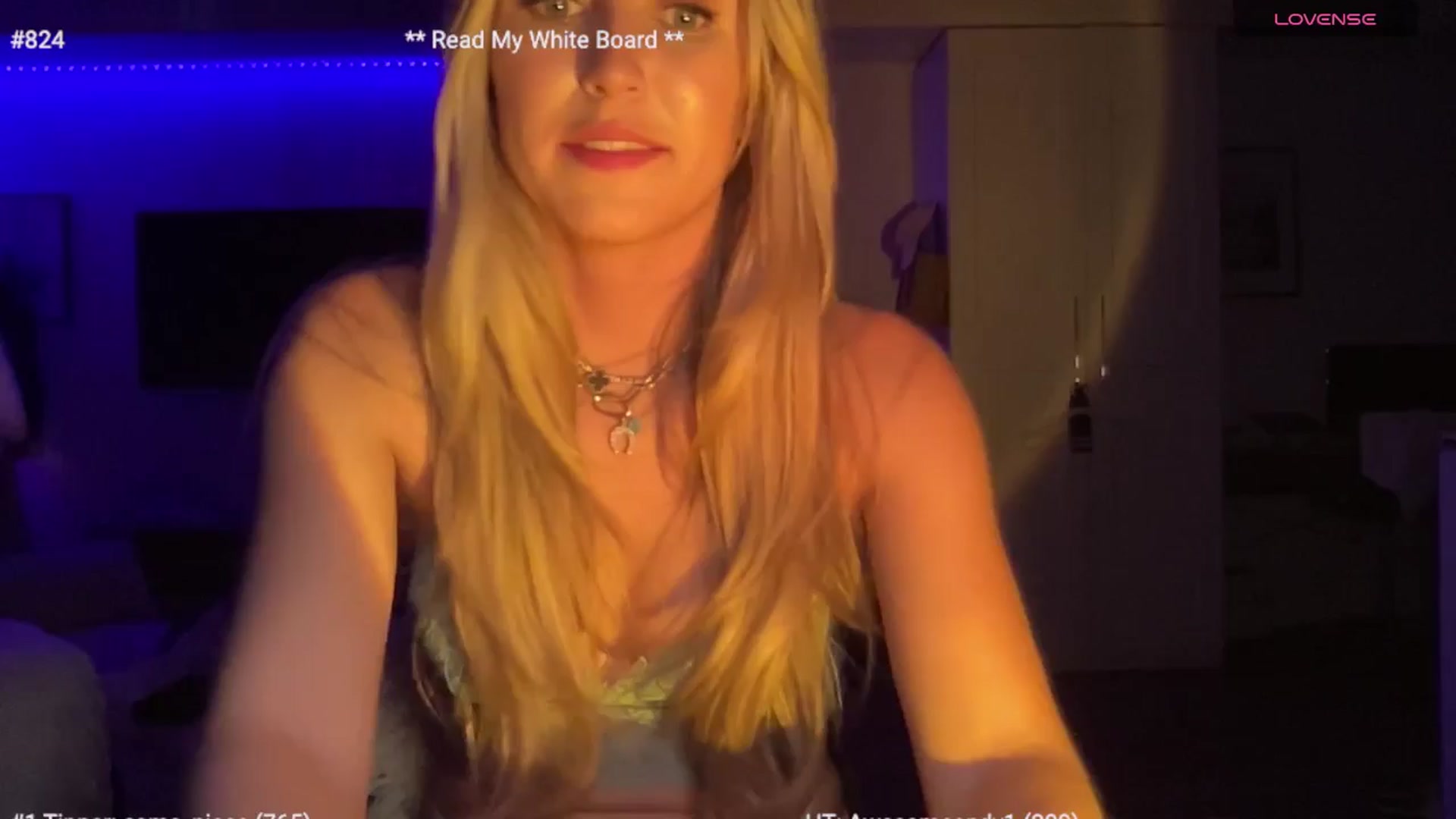 Gallery image thumbnail from cutiepiekayla's myfreecams stream on, 04/20/2024, 08:06 image 13 of 20