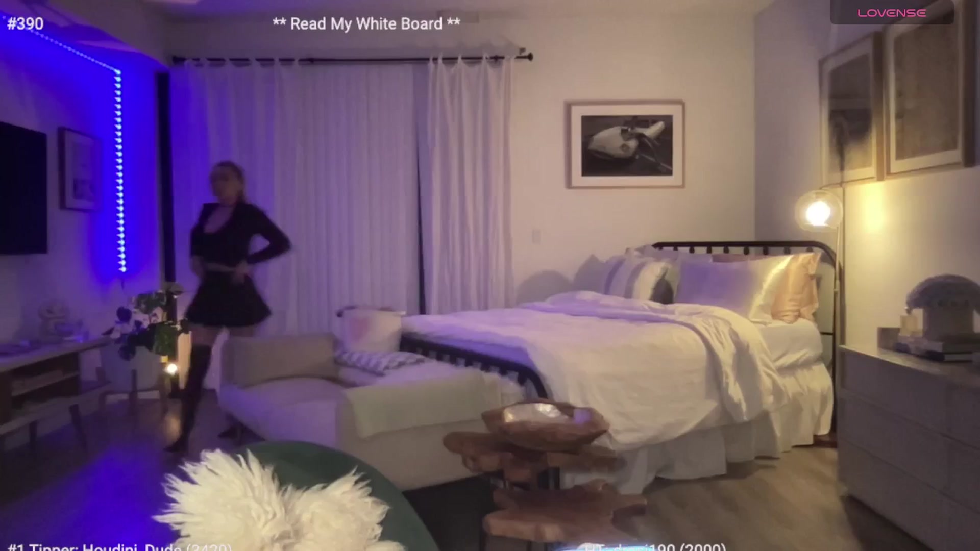 Gallery image thumbnail from cutiepiekayla's myfreecams stream on, 04/24/2024, 05:39 image 5 of 20