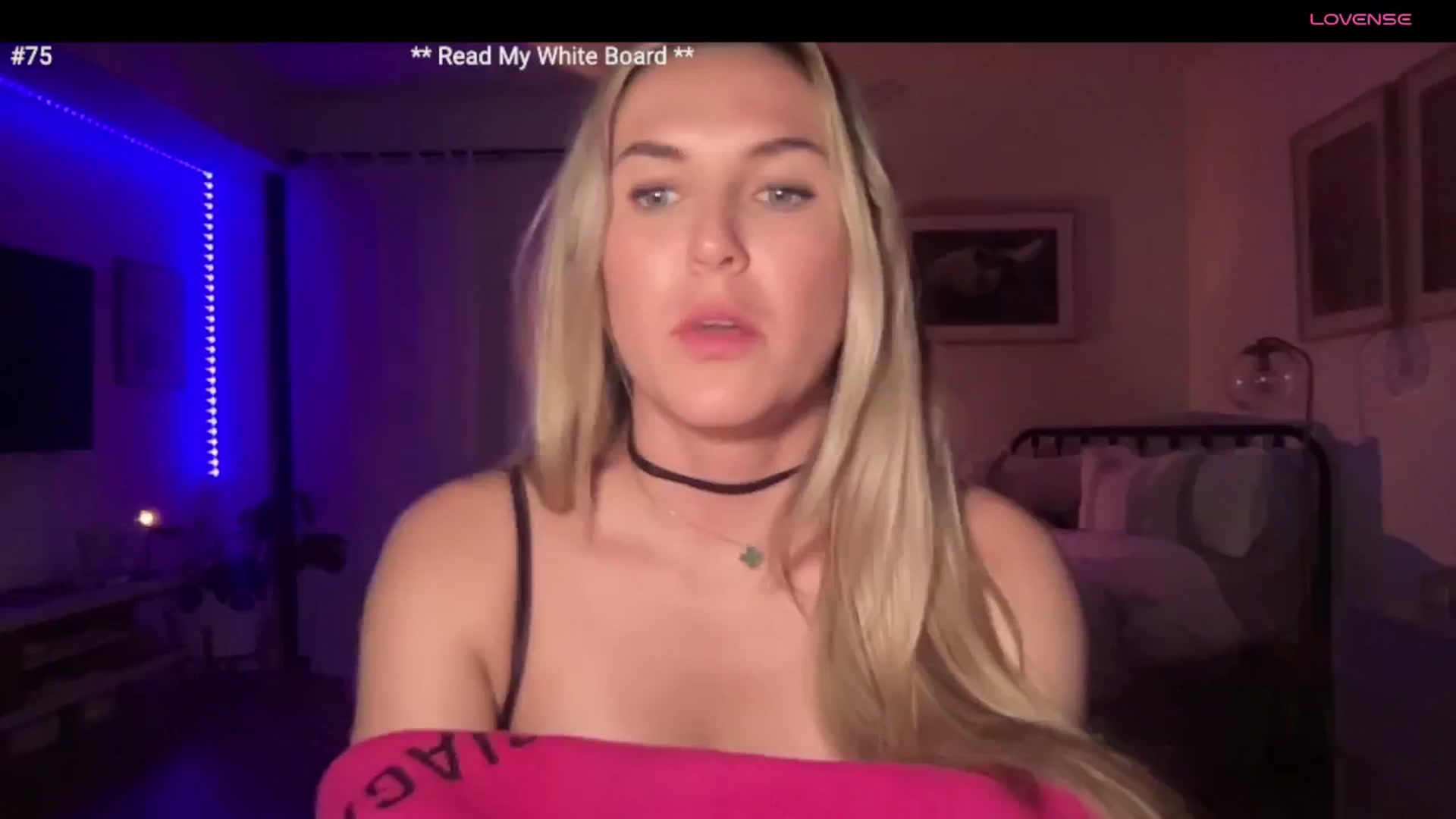 Gallery image thumbnail from cutiepiekayla's myfreecams stream on, 05/06/2024, 10:44 image 8 of 20
