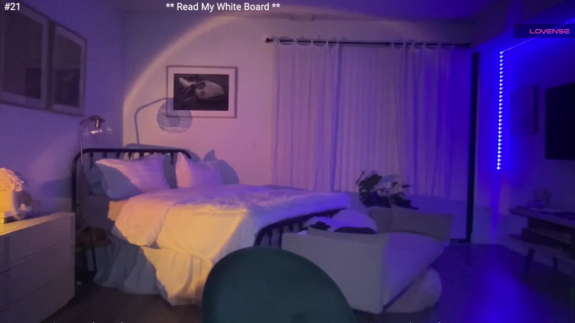 Gallery image thumbnail from cutiepiekayla's myfreecams stream on, 05/14/2024, 04:45 image 13 of 20