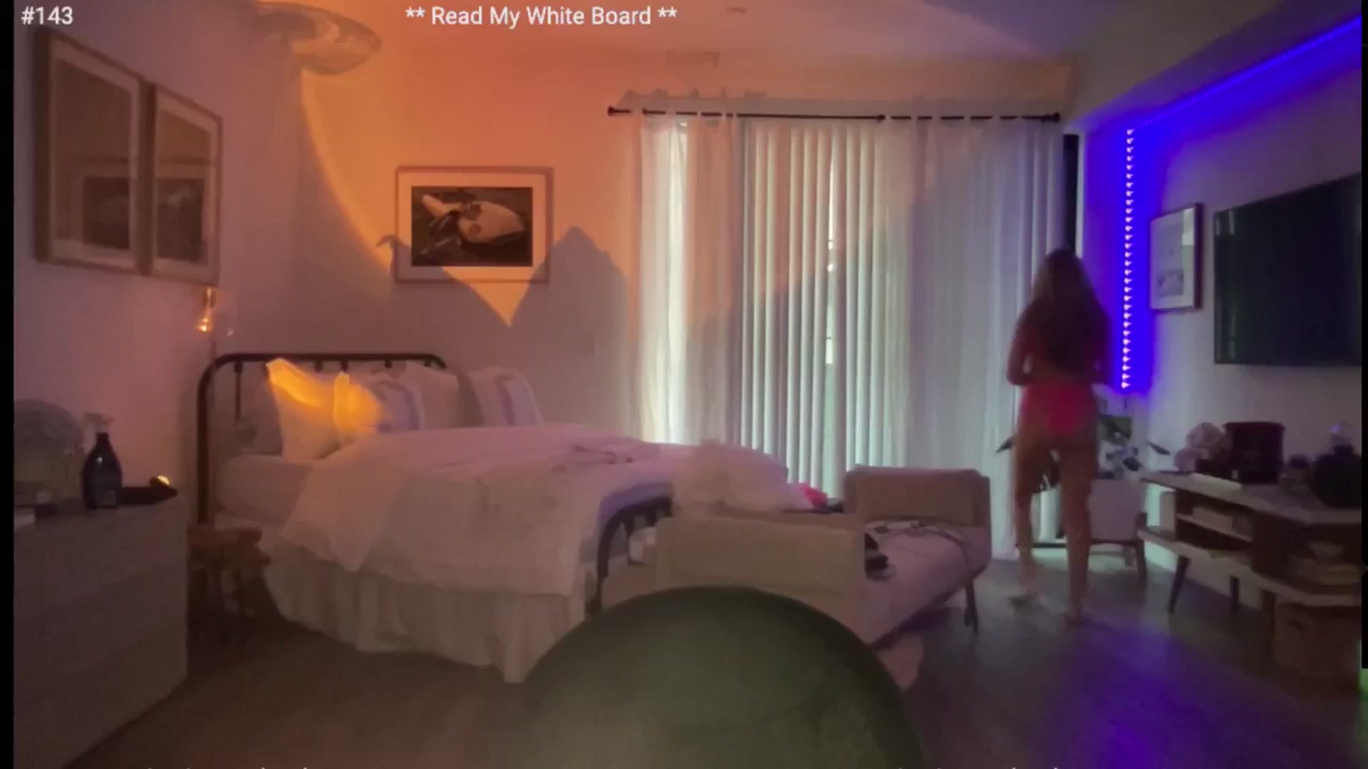 Gallery image thumbnail from cutiepiekayla's myfreecams stream on, 06/07/2024, 03:38 image 13 of 20