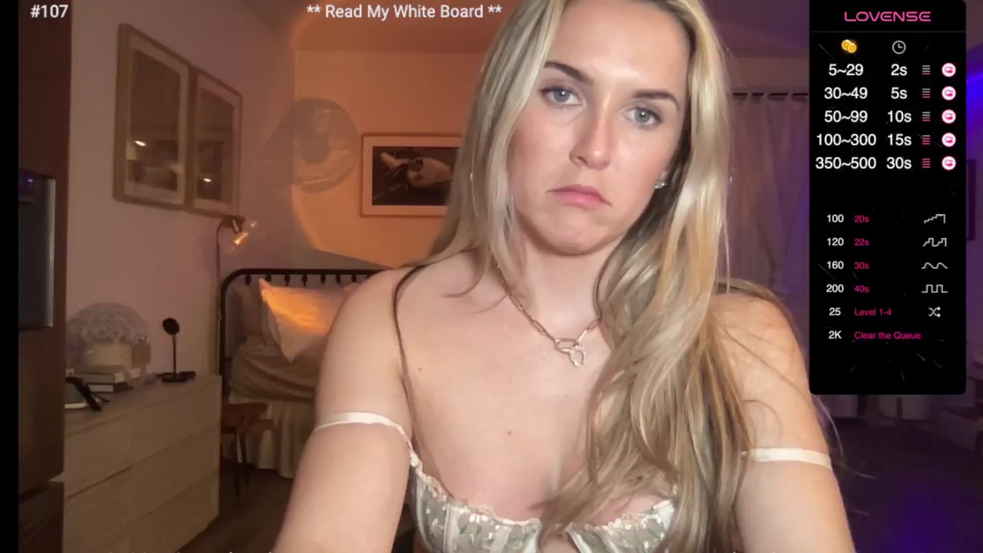 Gallery image thumbnail from cutiepiekayla's myfreecams stream on, 06/19/2024, 07:19 image 15 of 20