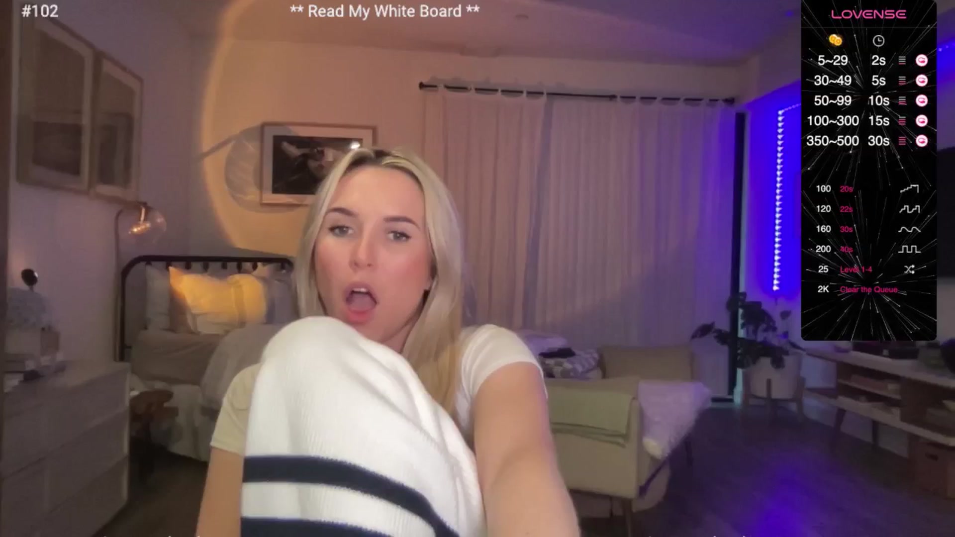 Gallery image thumbnail from cutiepiekayla's myfreecams stream on, 06/22/2024, 03:41 image 16 of 20