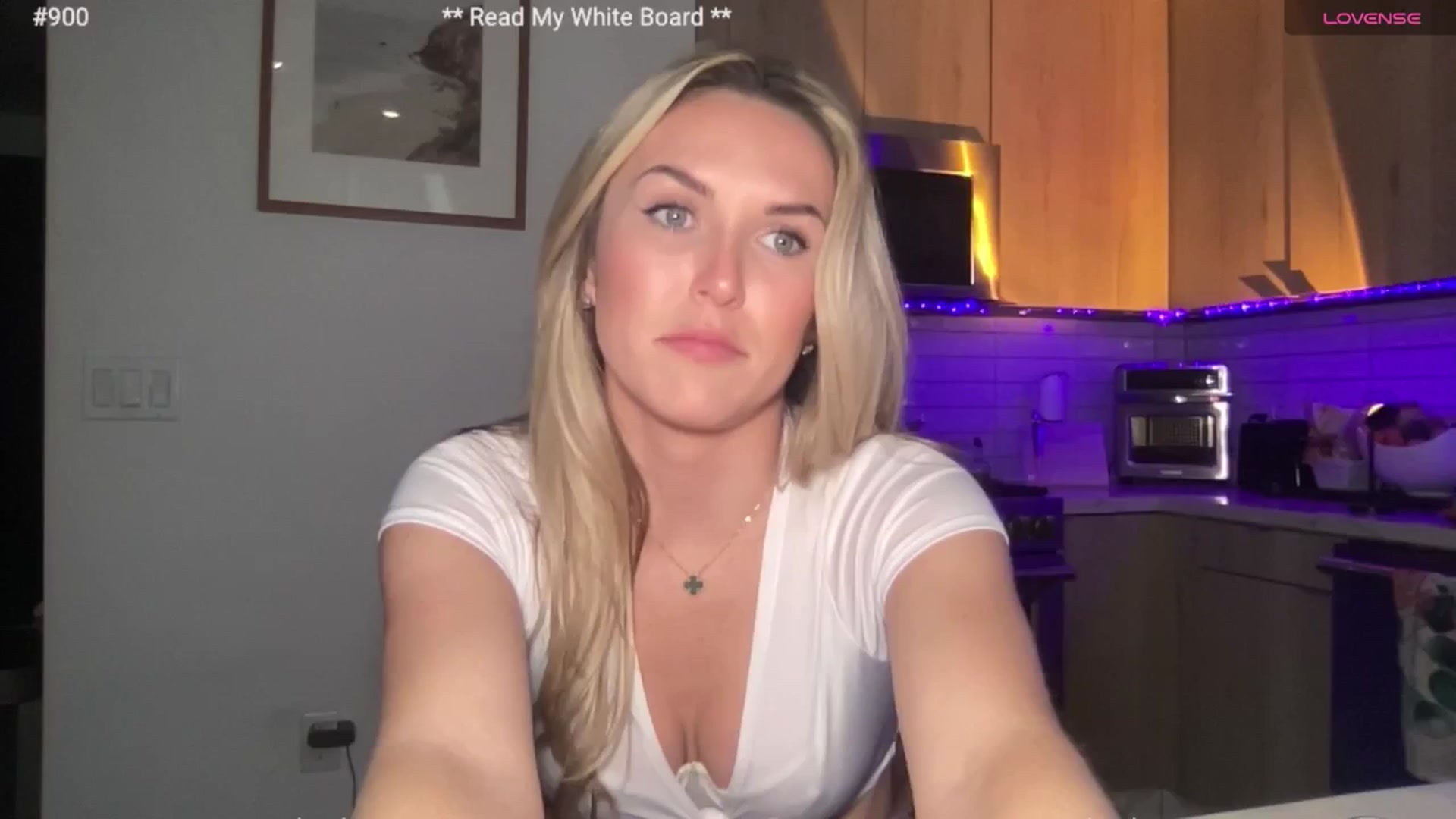 Gallery image thumbnail from cutiepiekayla's myfreecams stream on, 07/30/2024, 02:33 image 2 of 20