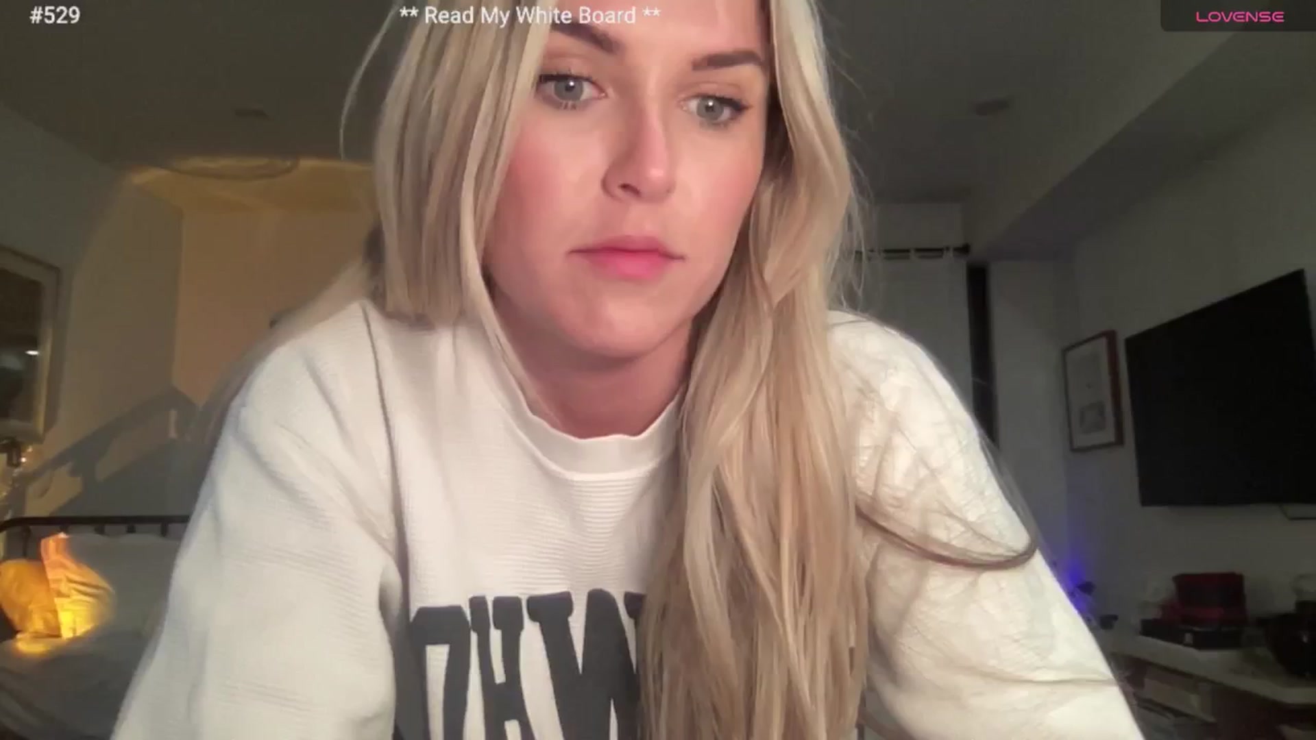Gallery image thumbnail from cutiepiekayla's myfreecams stream on, 08/03/2024, 04:55 image 18 of 20
