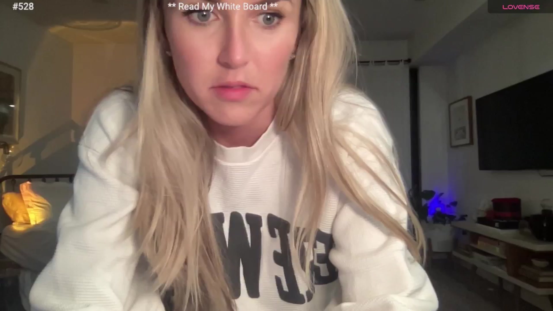 Gallery image thumbnail from cutiepiekayla's myfreecams stream on, 08/03/2024, 04:55 image 17 of 20