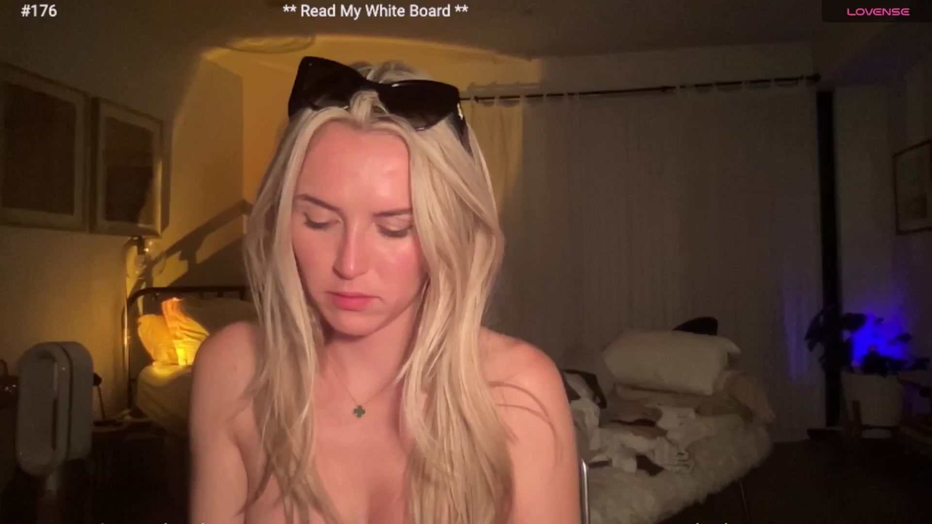 Gallery image thumbnail from cutiepiekayla's myfreecams stream on, 08/03/2024, 13:04 image 8 of 20