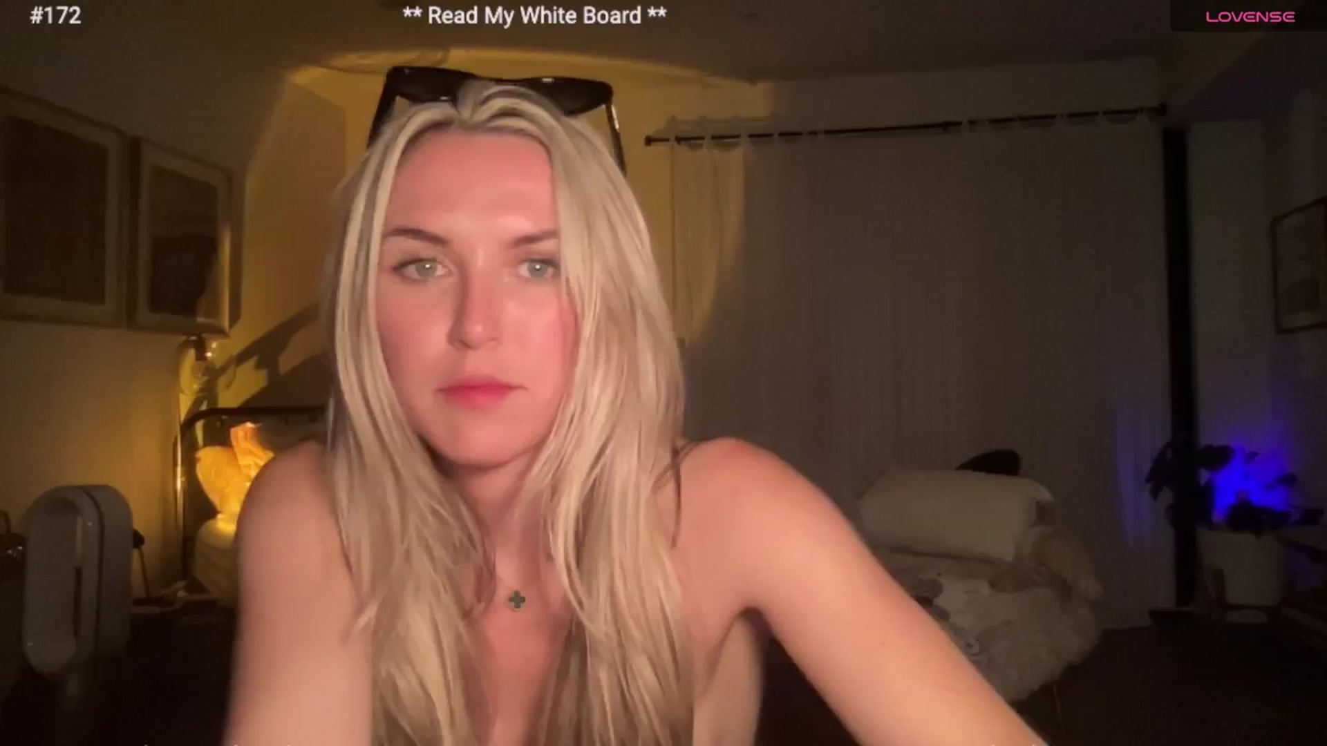 Gallery image thumbnail from cutiepiekayla's myfreecams stream on, 08/03/2024, 13:04 image 12 of 20
