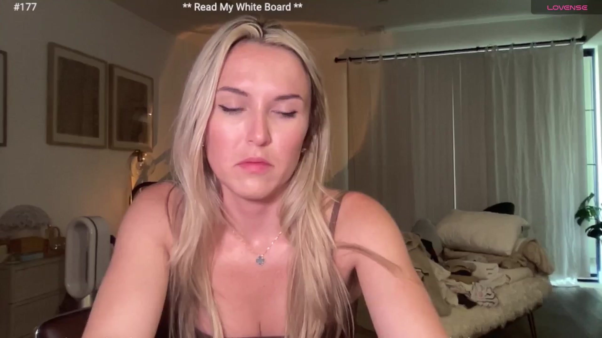 Gallery image thumbnail from cutiepiekayla's myfreecams stream on, 08/04/2024, 01:01 image 8 of 20