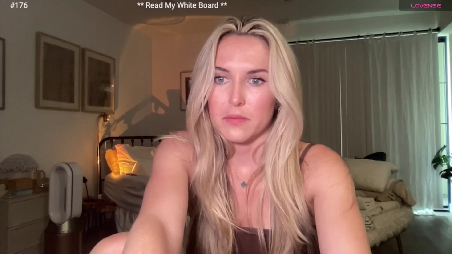 Gallery image thumbnail from cutiepiekayla's myfreecams stream on, 08/04/2024, 01:01 image 14 of 20