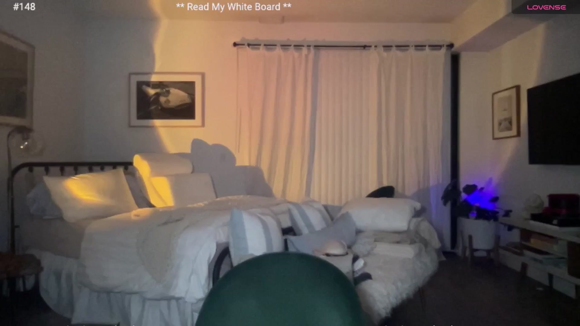 Gallery image thumbnail from cutiepiekayla's myfreecams stream on, 08/05/2024, 06:50 image 8 of 20
