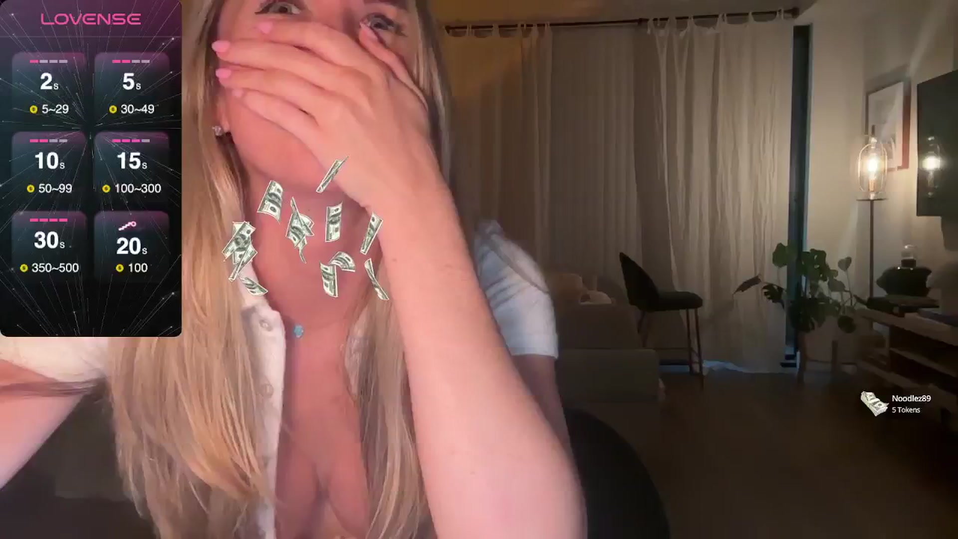 Gallery image thumbnail from cutiepiekayla's myfreecams stream on, 08/30/2024, 02:52 image 19 of 20