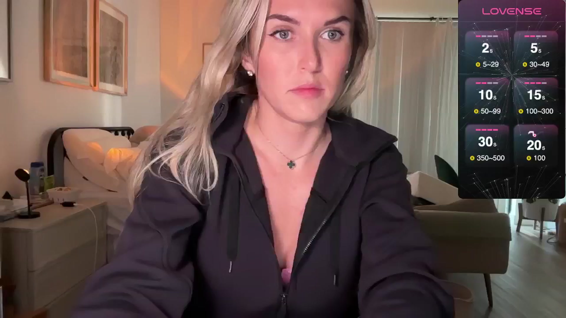 Gallery image thumbnail from cutiepiekayla's myfreecams stream on, 09/03/2024, 24:01 image 13 of 20