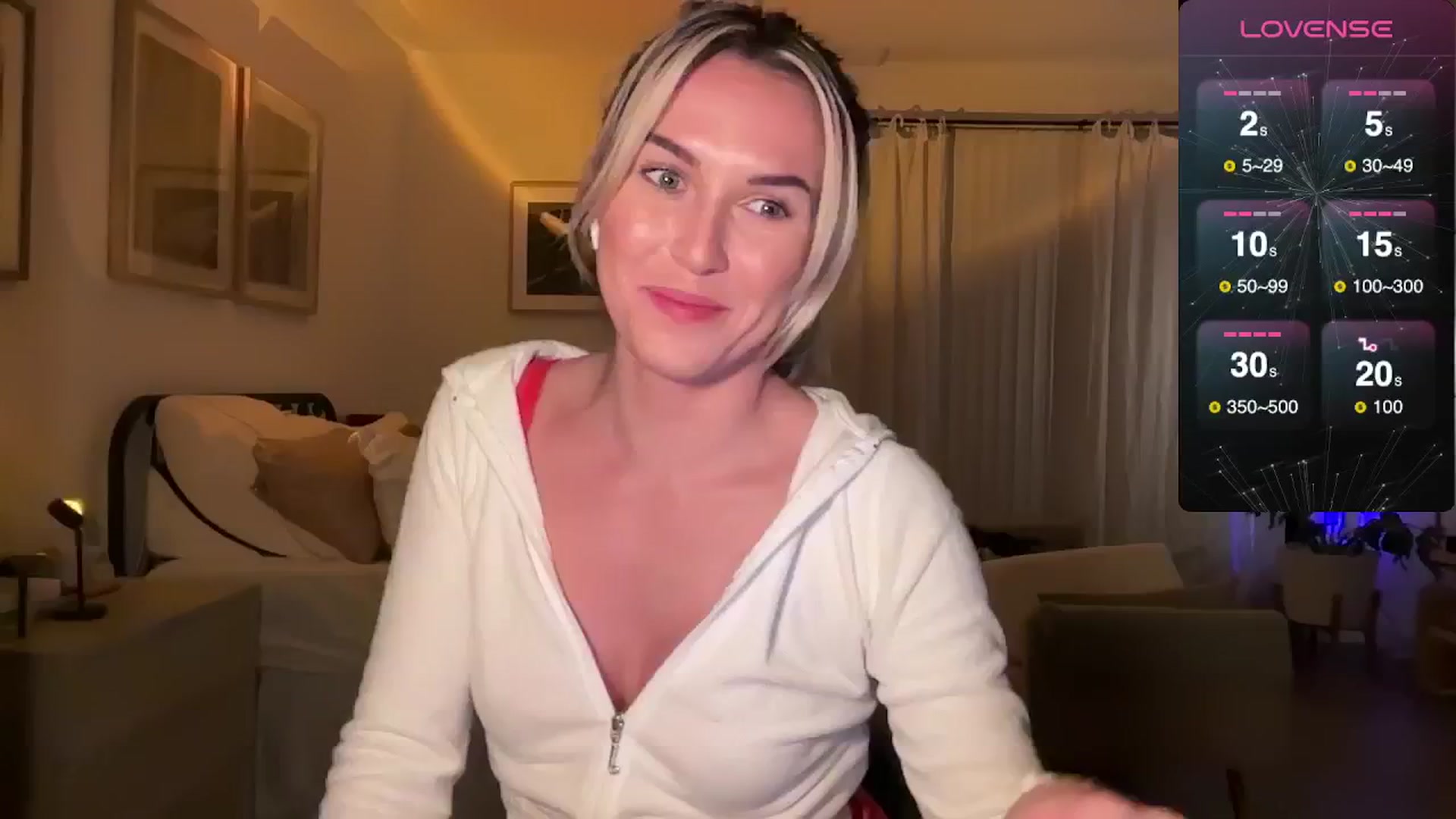 Gallery image thumbnail from cutiepiekayla's myfreecams stream on, 09/08/2024, 05:57 image 16 of 20