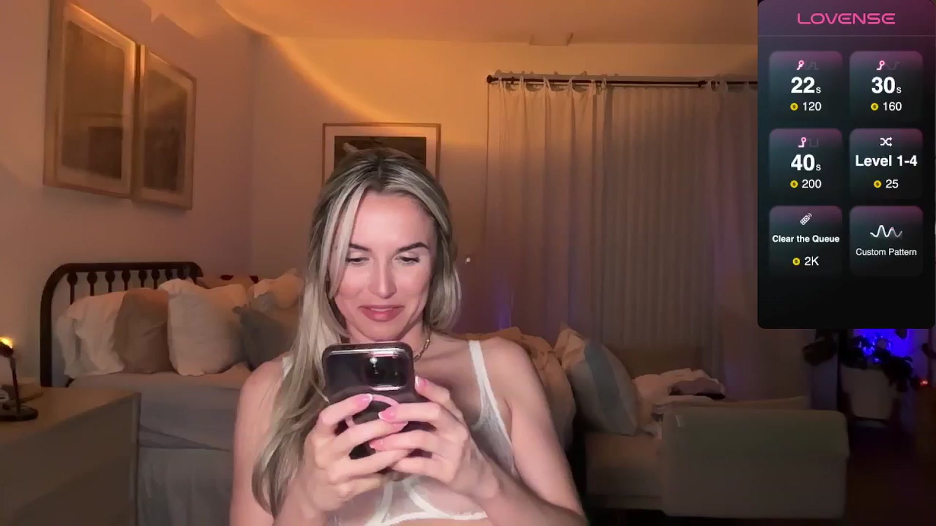 Gallery image thumbnail from cutiepiekayla's myfreecams stream on, 09/21/2024, 06:34 image 8 of 20