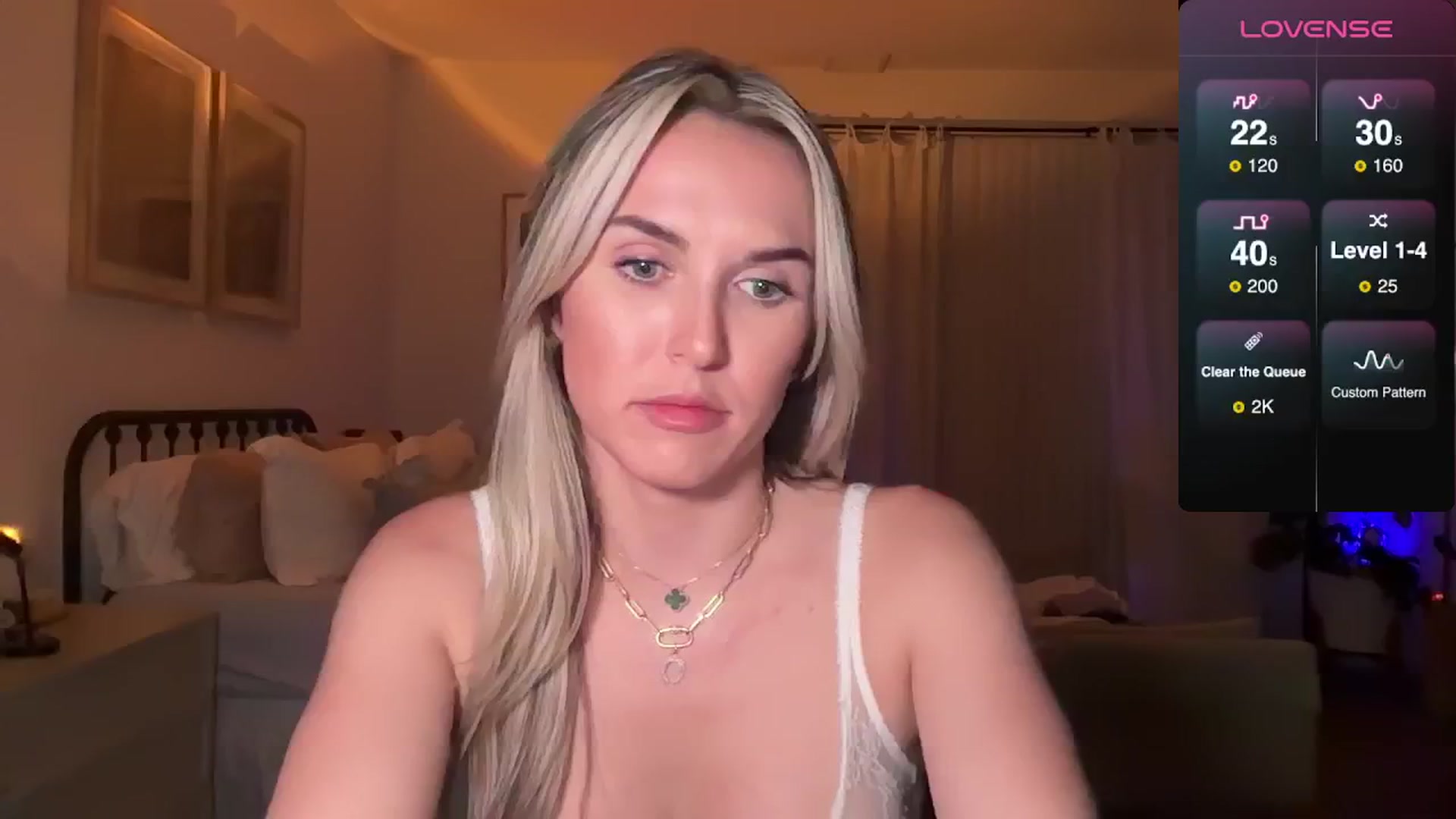 Gallery image thumbnail from cutiepiekayla's myfreecams stream on, 09/21/2024, 06:34 image 14 of 20