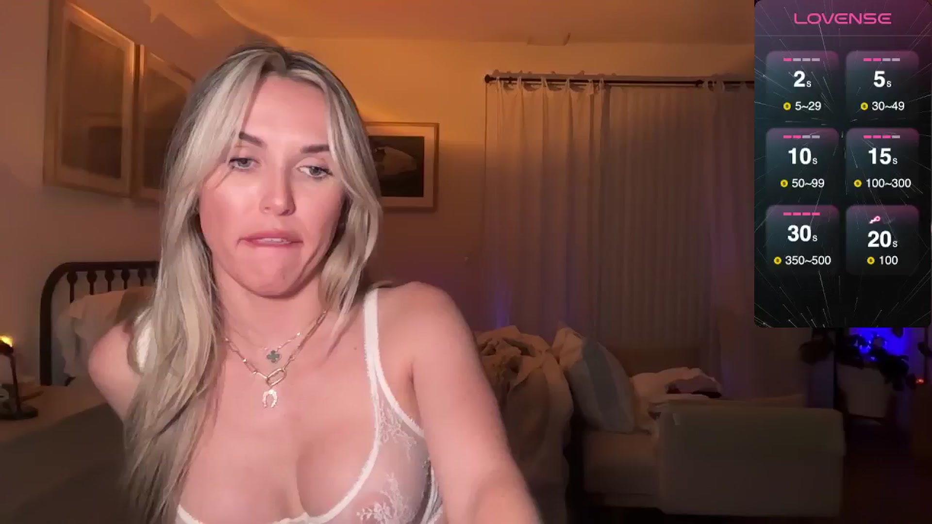 Gallery image thumbnail from cutiepiekayla's myfreecams stream on, 09/21/2024, 06:34 image 9 of 20