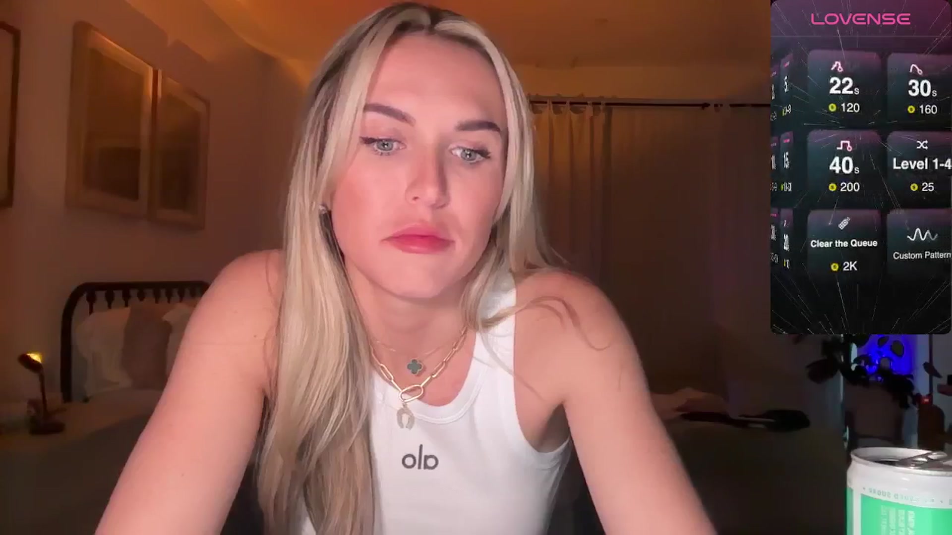 Gallery image thumbnail from cutiepiekayla's myfreecams stream on, 09/22/2024, 03:12 image 14 of 20