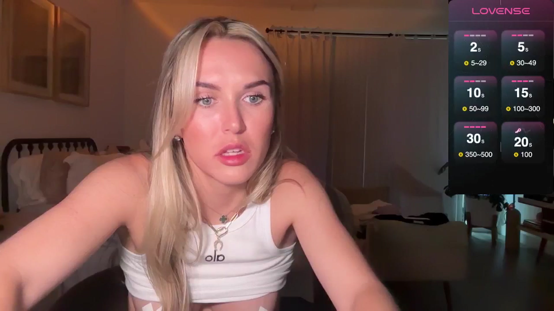 Gallery image thumbnail from cutiepiekayla's myfreecams stream on, 09/22/2024, 03:12 image 10 of 20