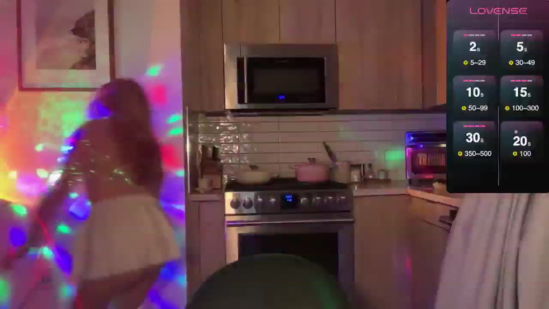 Gallery image thumbnail from cutiepiekayla's myfreecams stream on, 10/01/2024, 02:32 image 2 of 20