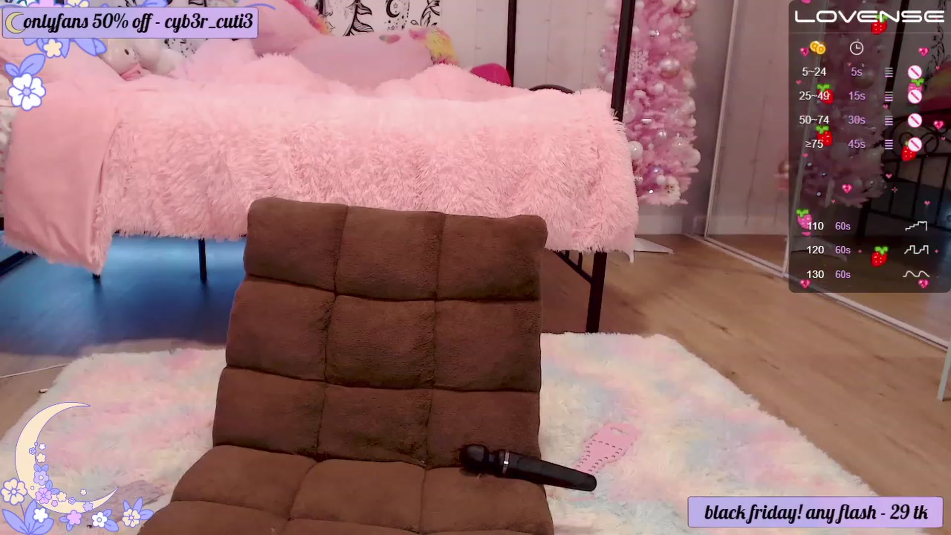 Gallery image thumbnail from cyb3r_cuti3's myfreecams stream on, 11/25/2022, 23:46 image 16 of 20