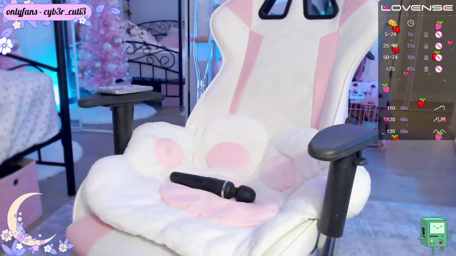 Gallery image thumbnail from cyb3r_cuti3's myfreecams stream on, 12/29/2022, 24:06 image 3 of 20