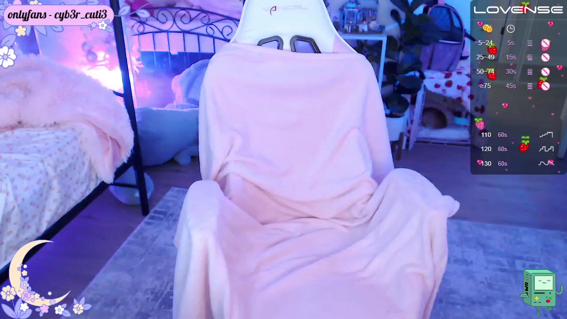 Gallery image thumbnail from cyb3r_cuti3's myfreecams stream on, 01/01/2023, 24:10 image 7 of 20