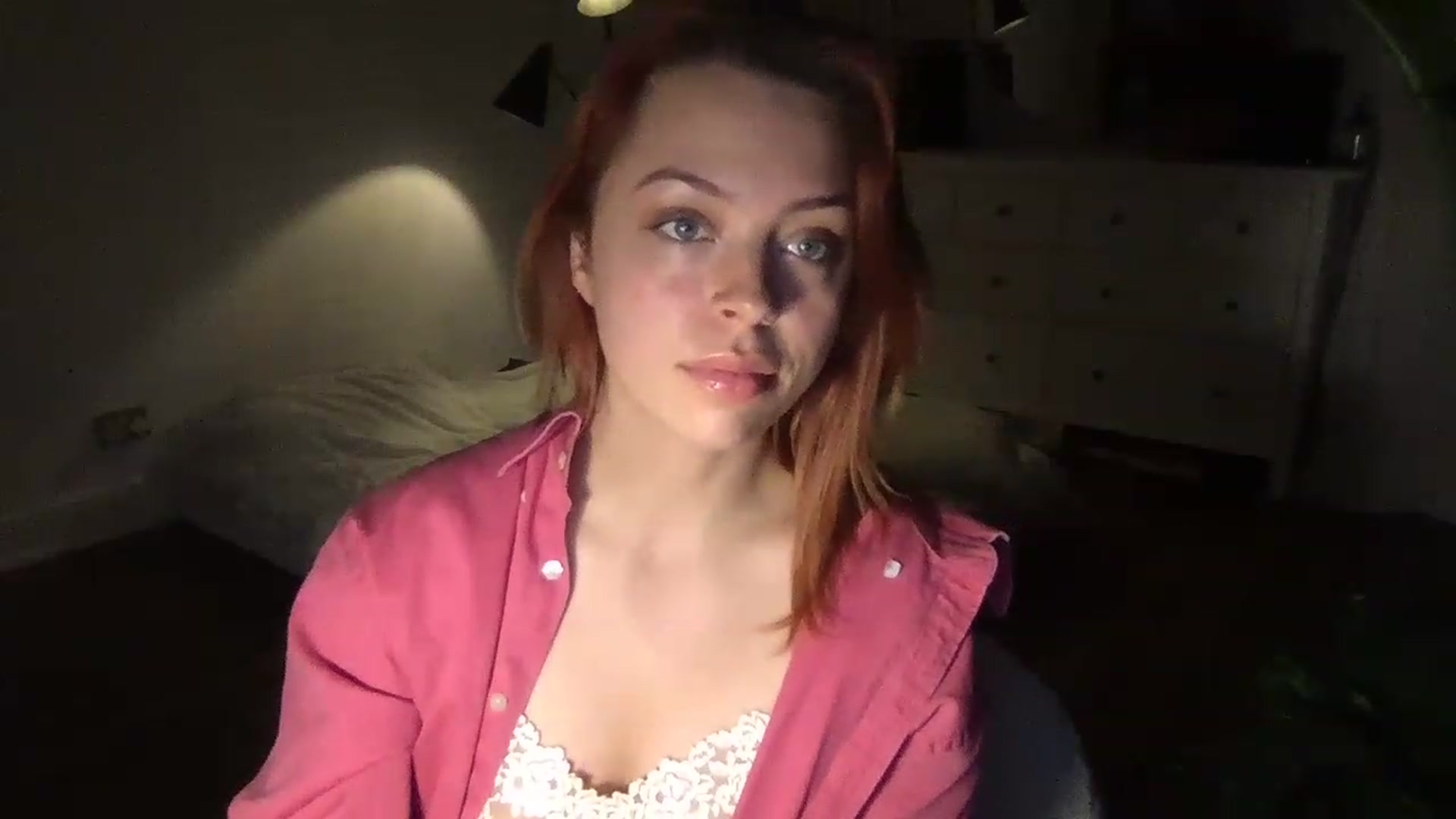 Gallery image thumbnail from cybergem's myfreecams stream on, 02/18/2023, 19:17 image 17 of 20